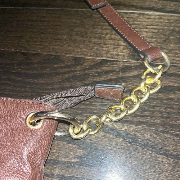 Michael Kors Brown Jet Set Bag/tote. Genuine leather with gold tone chain - Picture 5 of 16